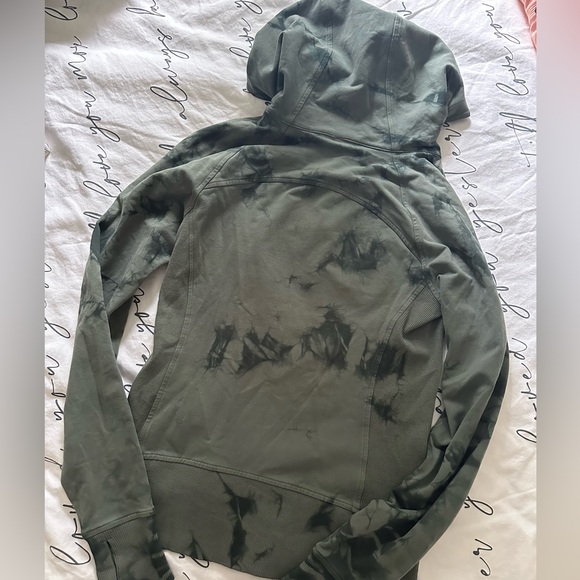 Lululemon Scuba Hoodie *Light Cotton Fleece Shibori Tie Dye 4 - Picture 8 of 8